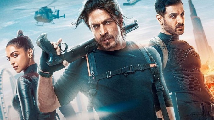 શાહરૂખે ખુલાસો કર્યો હતો કે તે જૂનમાં તેની આગામી ફિલ્મનું શૂટિંગ શરૂ કરવા જઈ રહ્યો છે. તેણે એ પણ ખુલાસો કર્યો છે કે ત્રણ ફિલ્મો પછી તેણે બ્રેક લીધો હતો કારણ કે તે થોડો આરામ કરવા માંગતો હતો.