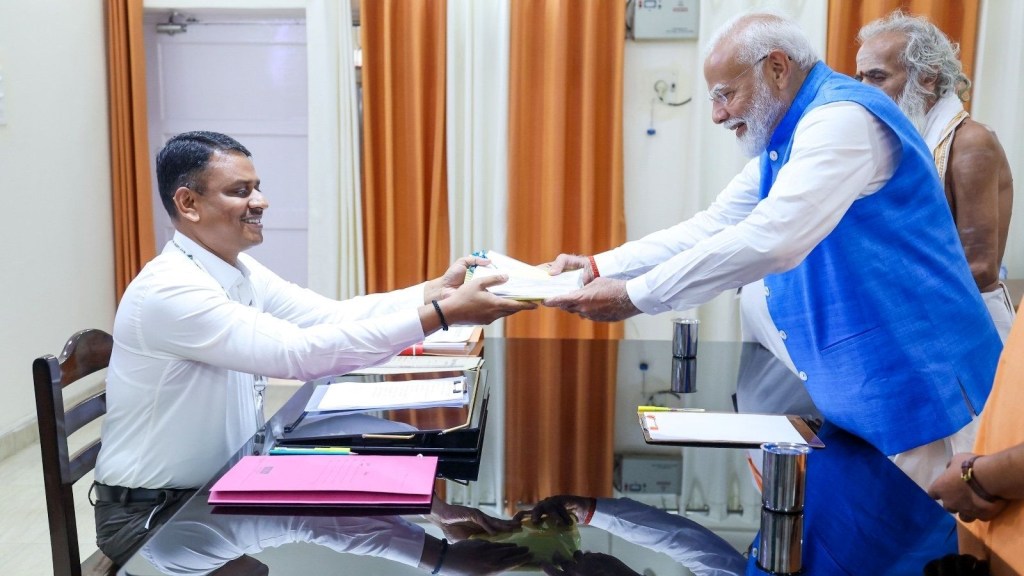 પીએમ નરેન્દ્ર મોદી પાસે ઘર અને ગાડી નથી, જાણો કેટલા છે રોકડા અને બેંકમાં જમા પૈસા