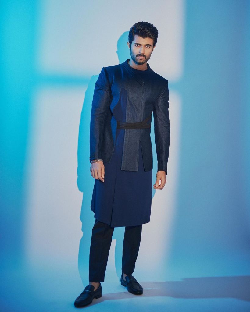 Vijay Deverkonda | Vijay Deverkonda Birthday | Vijay Deverkonda Networth | Vijay Deverkonda Car Collection </p></p><div id=