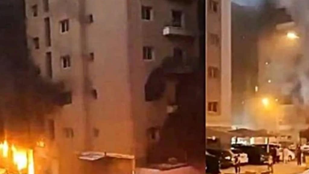 કુવૈત આગ : જે કંપનીમાં પિતાએ કર્યું કામ, ત્યાંથી જ નીકળી પુત્રની લાશ, કુવૈત અગ્નિકાંડની કરુણ કહાની કુવૈત આગ : જે કંપનીમાં પિતાએ કર્યું કામ, ત્યાંથી જ નીકળી પુત્રની લાશ, કુવૈત અગ્નિકાંડની કરુણ કહાની