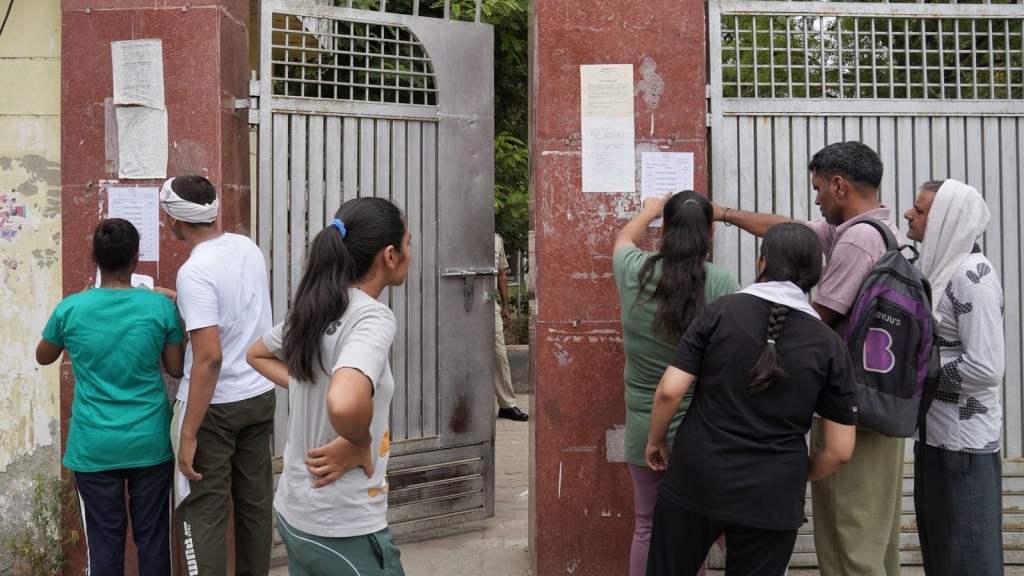 NEET PG Exam Date: એનઇઇટી યુજી પરીક્ષા નવી તારીખ ટુંક સમયમાં જાહેર થશે, કેન્દ્રની ઓનલાઇન એક્ઝામ યોજવા વિચારણા