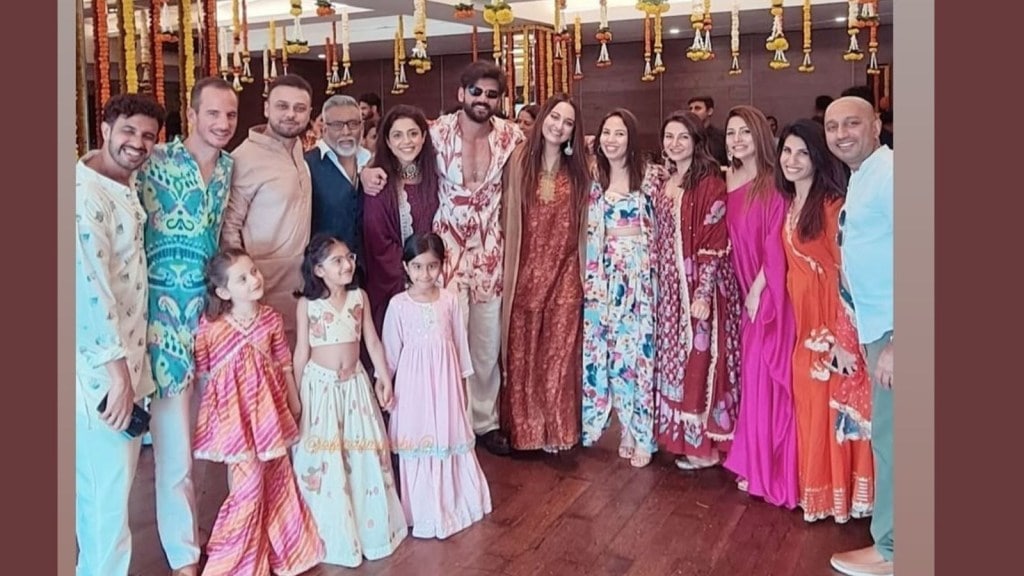 Sonakshi Sinha : સોનાક્ષી સિંહા ઝહીર ઇકબાલની મહેંદી સેરેમનીના ફોટા વાયરલ, અહીં જુઓ