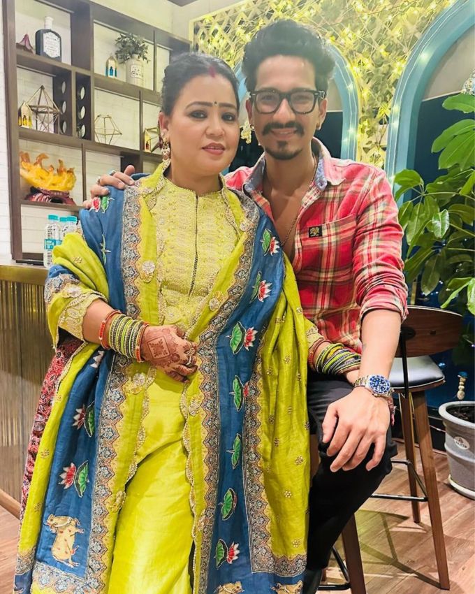 ભારતી STAR One પર સ્ટેન્ડ-અપ કોમેડી રિયાલિટી સિરીઝ ધ ગ્રેટ ઈન્ડિયન લાફ્ટર ચેલેન્જમાં સેકન્ડ રનર-અપ હતી. ત્યારબાદ સિરીઝ કોમેડી સર્કસમાં સ્પર્ધક તરીકે દેખાઈ હતી. તે કૃષ્ણા અભિષેક સાથે કોમેડી નાઇટ્સ બચાવો શોની કો હોસ્ટિંગ કરી હતી.