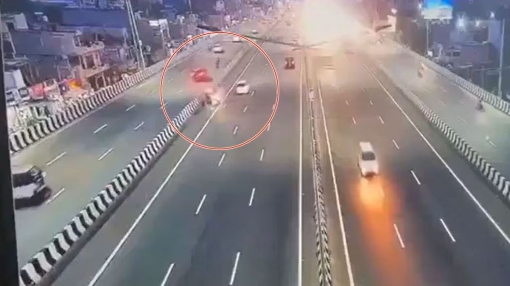 Accident Video Viral : હરિદ્વારથી પરત ફરી રહેલા માતા-પુત્રને રોંગ સાઇડમાં આવતી કારે રહેંસી નાખ્યા
