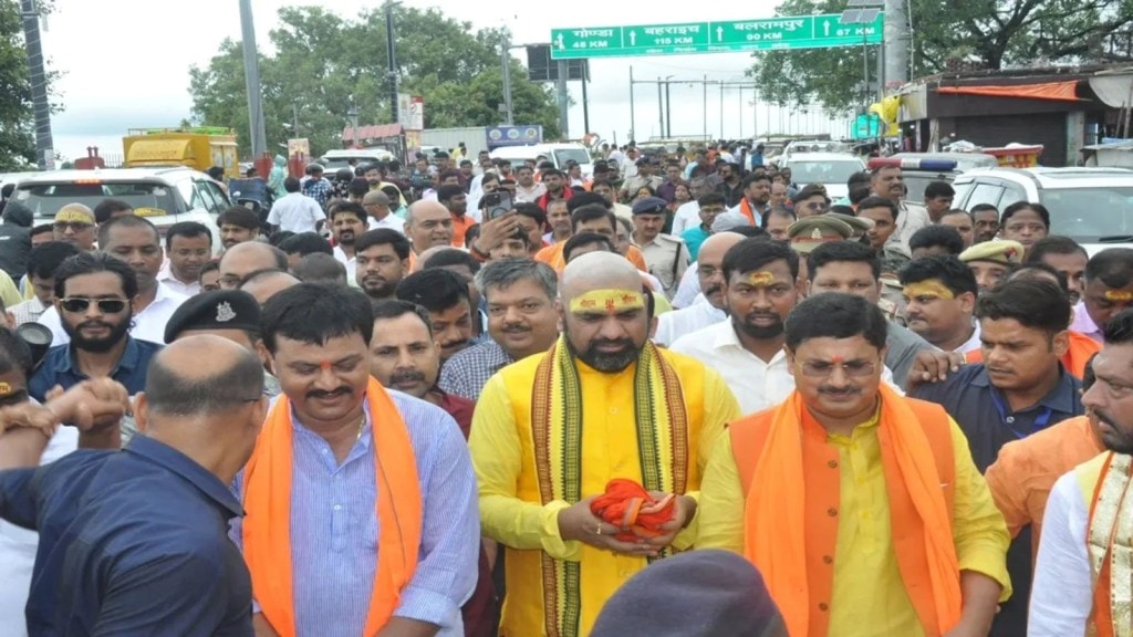 બિહારના ડેપ્યુટી સીએમ સમ્રાટ ચૌધરીએ 22 મહિના પછી પાઘડી કેમ ઉતારી? અયોધ્યામાં સરયૂમાં સ્નાન કર્યા પછી રામ લલ્લાને સમર્પિત કરી