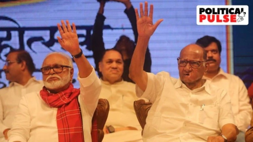 મહારાષ્ટ્ર રાજકારણ : શરદ પવાર અને છગન ભુજબળ વચ્ચે દોઢ કલાક વાતચીત, એક કાંકરે બે નિશાન સાધી ગયા મહારાષ્ટ્રના મંત્રી