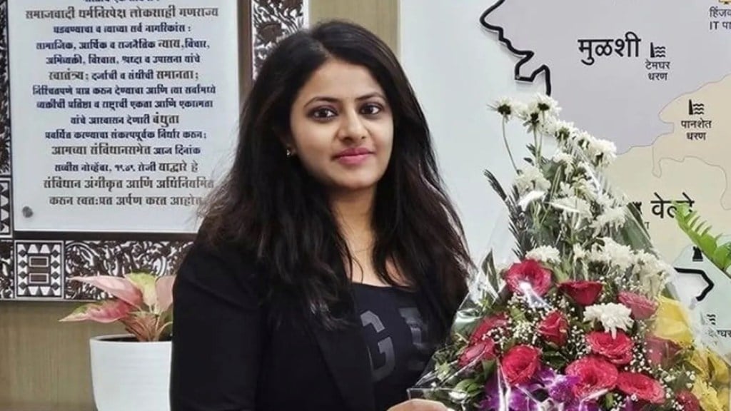વિવાદો વચ્ચે IAS પૂજા ખેડકર પર એક્શન, એકેડમીએ ટ્રેનિંગ રદ કરી પરત બોલાવી
