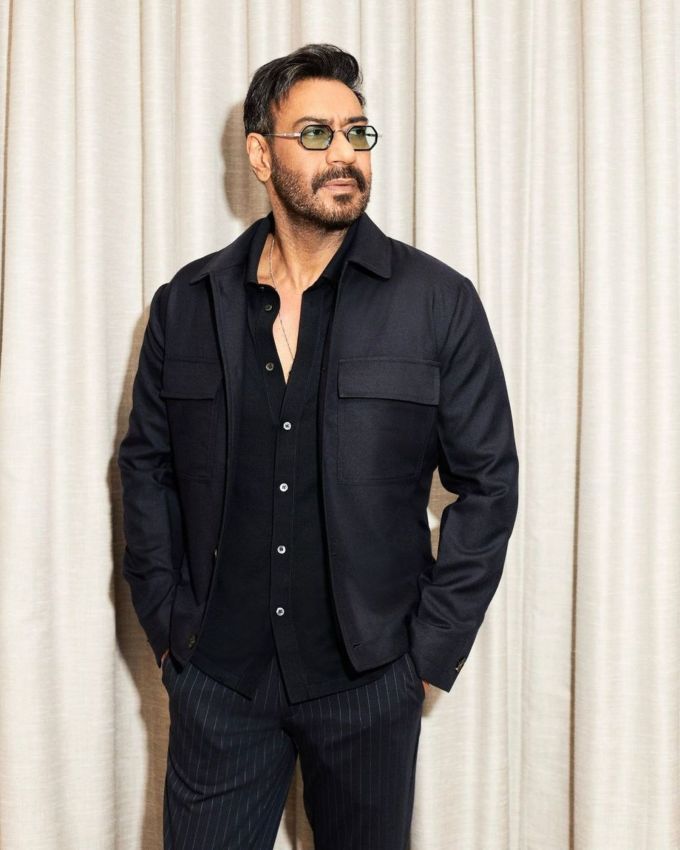 અજય દેવગણ (Ajay Devgn) અને તબુ (Tabu) સ્ટારર મુવી ઓરોન મેં કહાં દમ થા (Auron Mein Kahan Dum Tha) 2 ઓગસ્ટ 2024 ના રોજ રિલીઝ થઇ હતી. શરૂઆતના વિકેન્ડ પર થોડી વૃદ્ધિ થઇ હોવા છતાં એટલી કમાણી કરી શકી નથી. ફિલ્મે શનિવારે તેના કલેક્શનમાં 16 ટકાનો વધારો દર્શાવ્યો હતો. Sacnilk ના પ્રારંભિક અંદાજો અનુસાર તે  ₹ 2.15 કરોડની કમાણી કરી હતી.