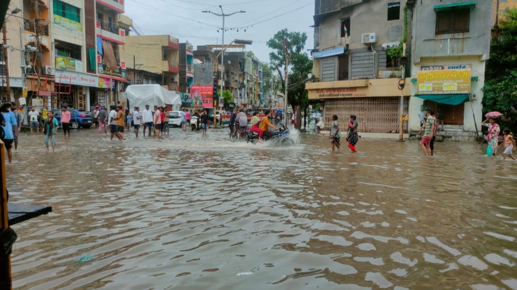 Gujarat Rain Update : આજે બપોર સુધીમાં છોટા ઉદેપુરના સંખેડામાં વરસાદની ધબધબાટી, બે ઈંચ ખાબક્યો
