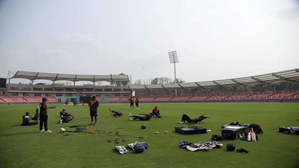 બાંગ્લાદેશ હિંસા : પૂર્વ કેપ્ટનનું ઘર સળગાવ્યું, સ્પોર્ટ્સ મંત્રી અને BCB અધ્યક્ષે દેશ છોડી દીધો હોવાના સમાચાર બાંગ્લાદેશ હિંસા : પૂર્વ કેપ્ટનનું ઘર સળગાવ્યું, સ્પોર્ટ્સ મંત્રી અને BCB અધ્યક્ષે દેશ છોડી દીધો હોવાના સમાચાર