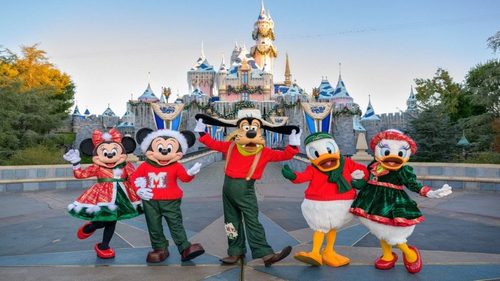Gujarat Disneyland Park: ડિઝનીલેન્ડ પાર્ક હવે ગુજરાતમાં ! અમેરિકા સુધી લાંબા નહીં થવું પડે Gujarat Disneyland Park: ડિઝનીલેન્ડ પાર્ક હવે ગુજરાતમાં ! અમેરિકા સુધી લાંબા નહીં થવું પડે