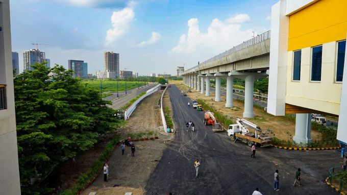 ગુજરાત અને ભારત સરકારે મળીને GMRC (ગુજરાત મેટ્રો રેલ કોર્પોરેશન) દ્વારા બનાવેલી મેટ્રો રેલ નેટવર્કનો બીજો અમદાવાદ અને ગાંધીનગરને જોડશે. (Express Photo By Bhupendra Rana)