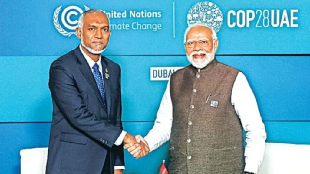 India-Maldives Talks: ચીનના દેવાએ કમર તોડી, ભારત અને માલદીવ સંઘર્ષ બાદ પહેલીવાર સાથે બેઠા, કયા મુદ્દાઓ પર થઈ ચર્ચા? India-Maldives Talks: ચીનના દેવાએ કમર તોડી, ભારત અને માલદીવ સંઘર્ષ બાદ પહેલીવાર સાથે બેઠા, કયા મુદ્દાઓ પર થઈ ચર્ચા?