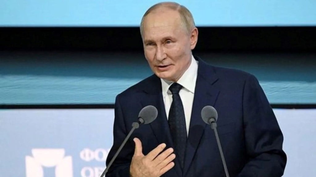 અમેરિકા અને બ્રિટનને પુતિનની ચેતવણી, કહ્યું- યુક્રેનને હથિયાર આપનારા દેશો પોતાને સુરક્ષિત ન સમજે