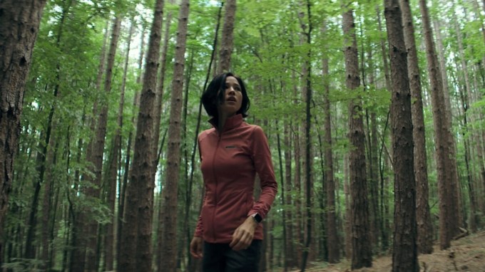 <strong>Don’t Move<br></strong>જો તમે હોરર ફિલ્મોના શોખીન છો તો 'ડોન્ટ મૂવ' તમારા માટે છે. આ હોરર થ્રિલર ફિલ્મ નેટફ્લિક્સ પર 25 ઓક્ટોબરે રિલીઝ થઈ રહી છે.