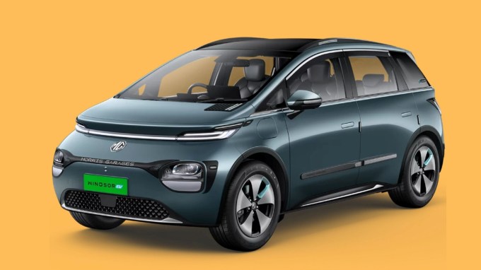 આ સિવાય MG એ ભારતમાં હવે ઝડપ પકડી છે. ગત મહિને કંપનીએ 2530 યૂનિટ્સનું વેચાણ કર્યું હતું અને આ વખતે તે બીજા નંબર પર પોતાનું સ્થાન બનાવવામાં સફળ રહી છે. જ્યારે ગત વર્ષે કંપનીએ તેના 944 યૂનિટ્સનું જ વેચાણ કર્યું હતું. ત્યાં જ પ્રથમ નંબર પર ટાટા મોટર્સ એ બાજી મારતા ગત મહિને 6152 યૂનિટ્સનું વેચાણ કર્યું છે જ્યારે ગત વર્ષે કંપનીએ 5598 યૂનિટ્સનું વેચાણ કર્યું હતું. (તસવીર: mgmotor)