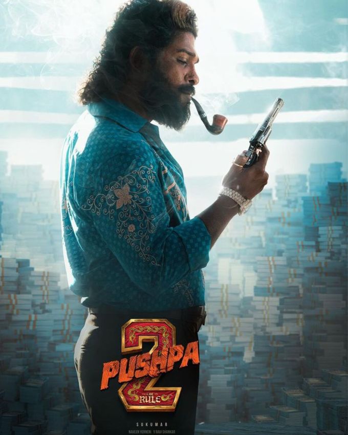 'પુષ્પા 2: ધ રૂલ' 'RRR'ને મોટા માર્જિનથી હરાવે છે. રામ ચરણ જુનિયર એનટીઆરની ફિલ્મે પહેલા દિવસે 133 કરોડ રૂપિયાની કમાણી કરી હતી. 'પુષ્પા 2: ધ રૂલ'માં એકંદરે 82.66 ટકા તેલુગુ ઓક્યુપન્સી હતી. વિકેન્ડ પર ફિલ્મના આંકડામાં વધુ ઉછાળો જોવા મળે તેવી અપેક્ષા છે. 