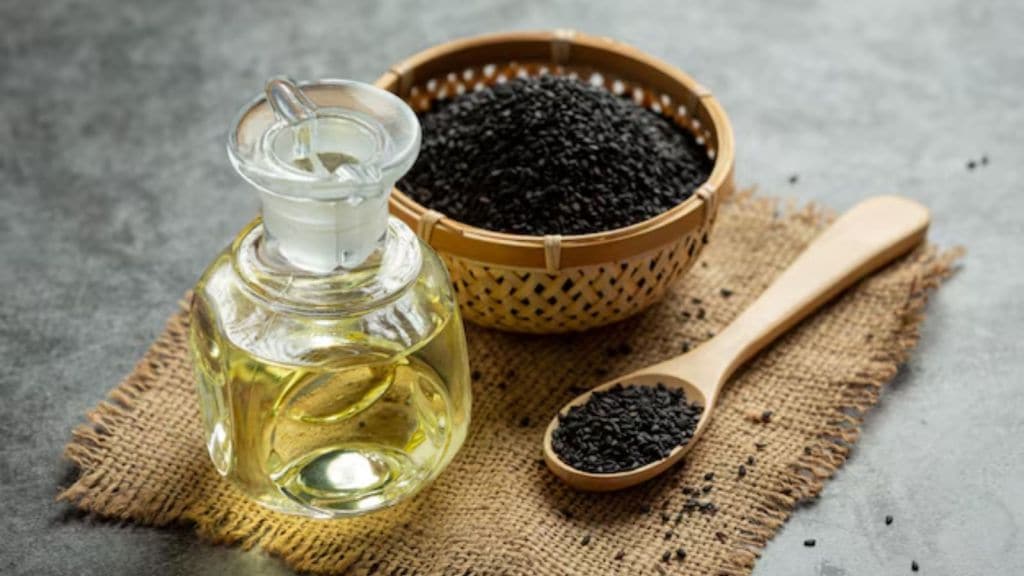 Winter Health Tips: શિયાળામાં તલ વાળા થી લઇ હાડકાના દુખાવામાં ગુણકારી, આચાર્ય બાલકૃષ્ણ પાસેથી જાણો ફાયદા Winter Health Tips: શિયાળામાં તલ વાળા થી લઇ હાડકાના દુખાવામાં ગુણકારી, આચાર્ય બાલકૃષ્ણ પાસેથી જાણો ફાયદા