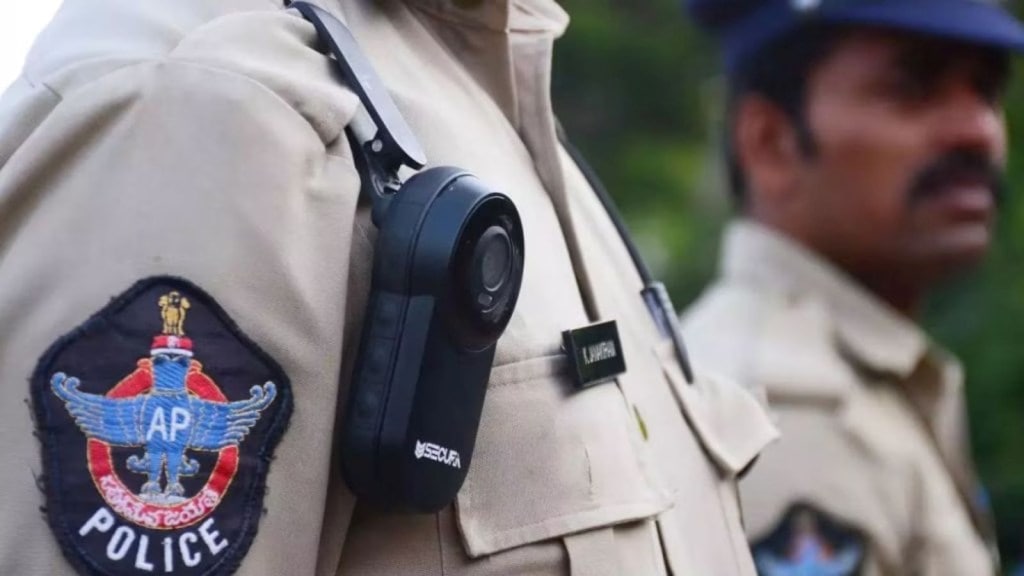 મહિલાએ ઘર બનાવવા લોકો પાસે દાન માગ્યું, ઘરે આવ્યું એક પાર્સલ, જેને ખોલતા જ પોલીસ બોલાવવી પડી