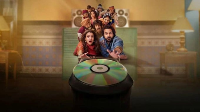 <strong>Vicky Vidya ka Woh Wala Video</strong><br>'વિક્કી વિદ્યા કા વો વાલા વીડિયો' આ યાદીમાં બીજા સ્થાન પર છે. જે 11 દેશોમાં સૌથી વધુ વખત જોવામાં આવી છે. રાજકુમાર રાવ અને તૃપ્તિ ડિમરી સ્ટારર આ એક કોમેડી ફિલ્મ છે. (Photo: Netflix)