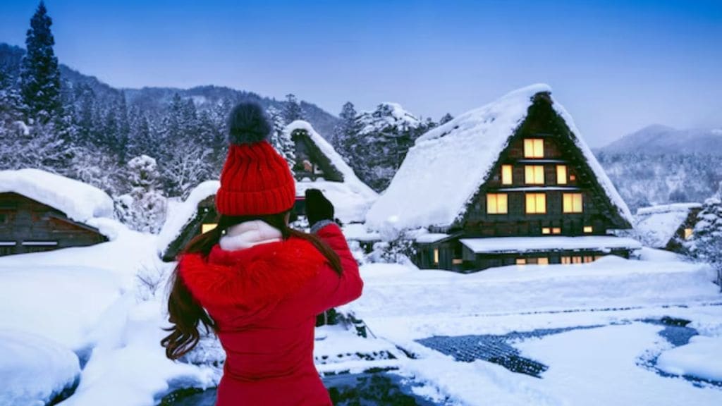 Christmas Vacation Destinations: ક્રિસમસ વેકેશન પર હિમવર્ષા અને એડવેન્ચરની મજા, શિયાળામાં ફરવાના 4 શ્રેષ્ઠ સ્થળ