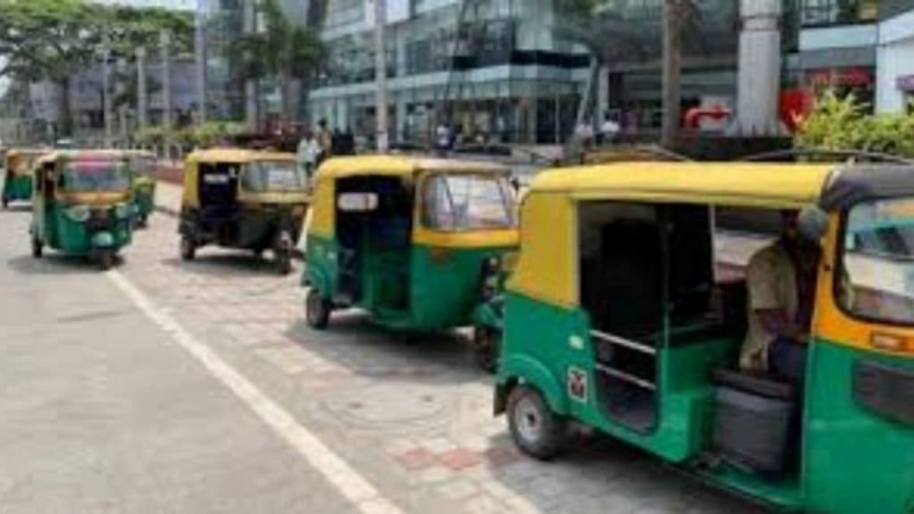 દારૂના નશામાં ડ્રાઈવરે કરી વિચિત્ર હરકત, બચવા માટે રિક્ષામાંથી કૂદી ગઈ મહિલા