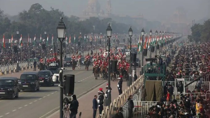 ભારતના પ્રજાસત્તાક દિવસની ઉજવણીના ઇતિહાસમાં આ પહેલી વાર બનશે જ્યારે સેના, નૌકાદળ અને વાયુસેનાની અલગ-અલગ ઝાંખીઓ રજૂ કરવામાં આવશે નહીં. (Indian Express Photo Tashi Tobgyal)