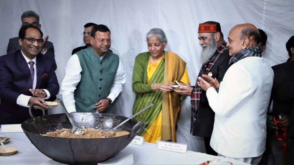 Budget 2025: બજેટ પહેલા હલવા સેરેમની કેમ થાય છે? જાણો તેનો ઇતિહાસ અને મહત્વ