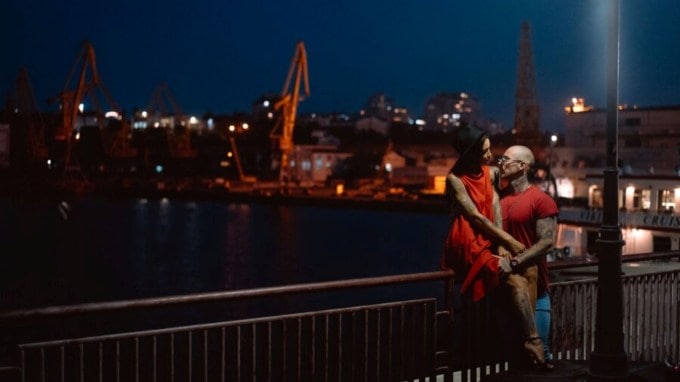 <strong>ઇસ્તાંબુલ</strong><br>આજકાલ યુગલોમાં ઇસ્તાંબુલ એક રોમેન્ટિક સ્થળ છે જ્યાં બોસ્ફોરસ ડિનર ક્રૂઝ, કામાલિકા હિલ, પિયર લોટી હિલ અને ગલાટા ટાવર પર તેમના જીવનસાથી સાથે વેલેન્ટાઇન સપ્તાહનો આનંદ માણી શકાય છે. (તસવીર: Freepik)