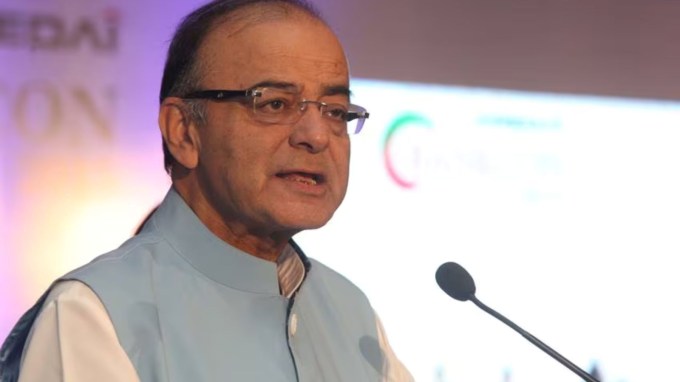 આ પહેલા સૌથી મોટા ભાષણનો રેકોર્ડ દિવંગત નાણામંત્રી અરુણ જેટલીના નામે છે. તેમનું 2014નું ભાષણ 2 કલાક અને 10 મિનિટનું હતું. (ફોટોઃ ઈન્ડિયન એક્સપ્રેસ)