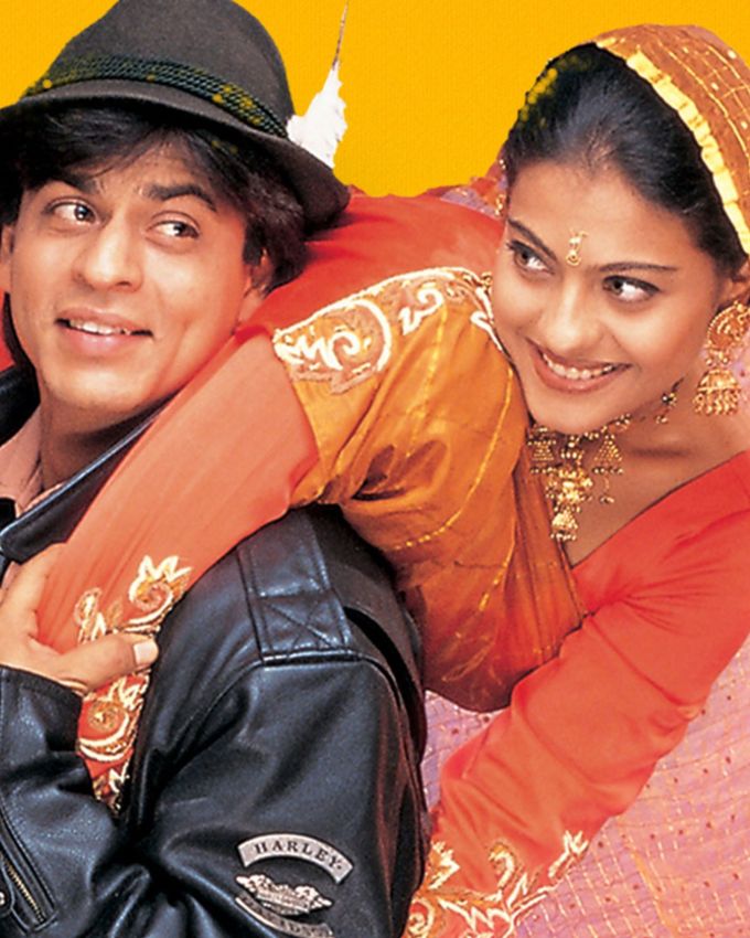 <strong>દિલવાલે દુલ્હનિયા લે જાયેંગે </strong>: 1995 માં આવેલી ફિલ્મ 'દિલવાલે દુલ્હનિયા લે જાયેંગે' એક ઓલ ટાઈમ હિટ રોમેન્ટિક ફિલ્મ છે. વેલેન્ટાઇન વીક પર તમે તમારા પાર્ટનર સાથે આ ફિલ્મ જોઈ શકો છો. ફિલ્મમાં કાજોલ અને શાહરુખ ખાન મુખ્ય ભૂમિકામાં છે.