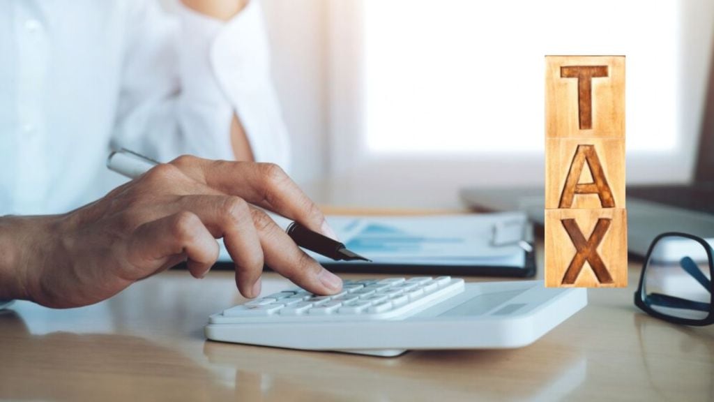 Income Tax: 31 માર્ચ પહેલા પતાવી લો આ કામ, નહીંત્તર થશે નુકસાન Income Tax: 31 માર્ચ પહેલા પતાવી લો આ કામ, નહીંત્તર થશે નુકસાન