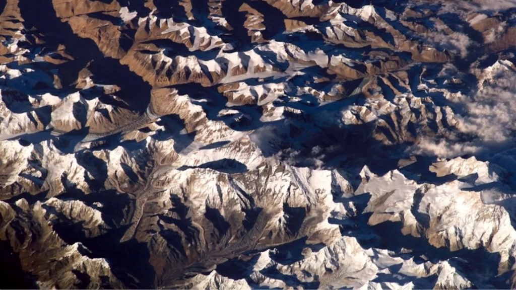 Mount Everest, scientists, photo taken from space,