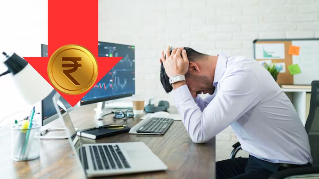 Share Market: શેરબજારમાં 700 પોઇન્ટનો કડાકો, ડોલર સામે રૂપિયો 87 નીચે રેકોર્ડ તળિયે Share Market: શેરબજારમાં 700 પોઇન્ટનો કડાકો, ડોલર સામે રૂપિયો 87 નીચે રેકોર્ડ તળિયે