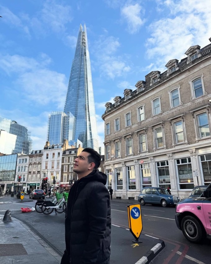 એટલે કે 24 કલાકમાં દરરોજ રણવીર કુલ 1.16 લાખ રૂપિયાની કમાણી કરે લે છે. (તસવીર :ranveerallahbadia/Insta)