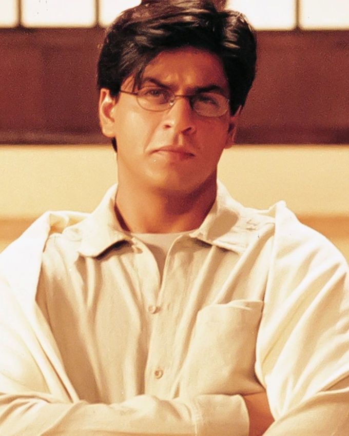 <strong>મોહબ્બતેં</strong> : કોલેજના પ્રેમીઓની વિવિધ સ્ટોરી ધરાવતી શાહરૂખ ખાનની આ ફિલ્મ બોલિવૂડની સર્વકાલીન હિટ રોમેન્ટિક ફિલ્મોમાંની એક છે. આ ફિલ્મ વર્ષ 2000 માં રિલીઝ થઈ હતી. ચાહકોને હજુ પણ ફિલ્મ ગમે છે. 