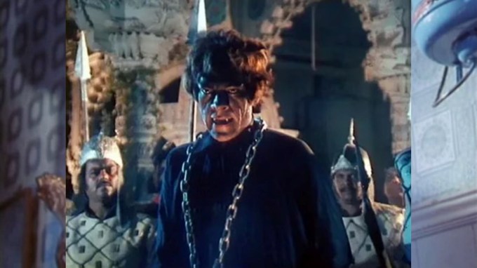 રામસે બ્રધર્સની ફિલ્મોમાં અનિરુદ્ધ અગ્રવાલનું નામ પણ ખૂબ પ્રખ્યાત હતું. તેમણે 'પુરાના મંદિર'માં શેતાન સમરીની ભૂમિકા ભજવી હતી અને બાદમાં 'સમરી', 'વીરાના' અને 'બંધ દરવાજા' જેવી ઘણી હોરર ફિલ્મોમાં દેખાયા હતા. (તસવીર: ફિલ્મમાંથી)