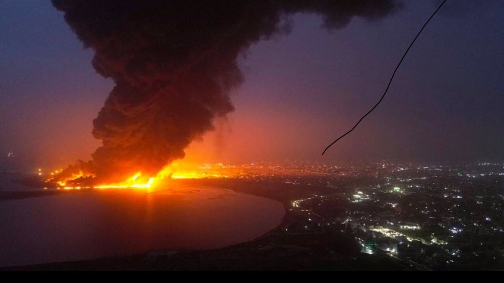 US Strikes On Yemen: અમેરિકાનો હુથી બળવાખોરો પર હુવાઇ હુમલો, 19ના મોત, ઇરાનને ટ્રમ્પની ચેતવણી US Strikes On Yemen: અમેરિકાનો હુથી બળવાખોરો પર હુવાઇ હુમલો, 19ના મોત, ઇરાનને ટ્રમ્પની ચેતવણી