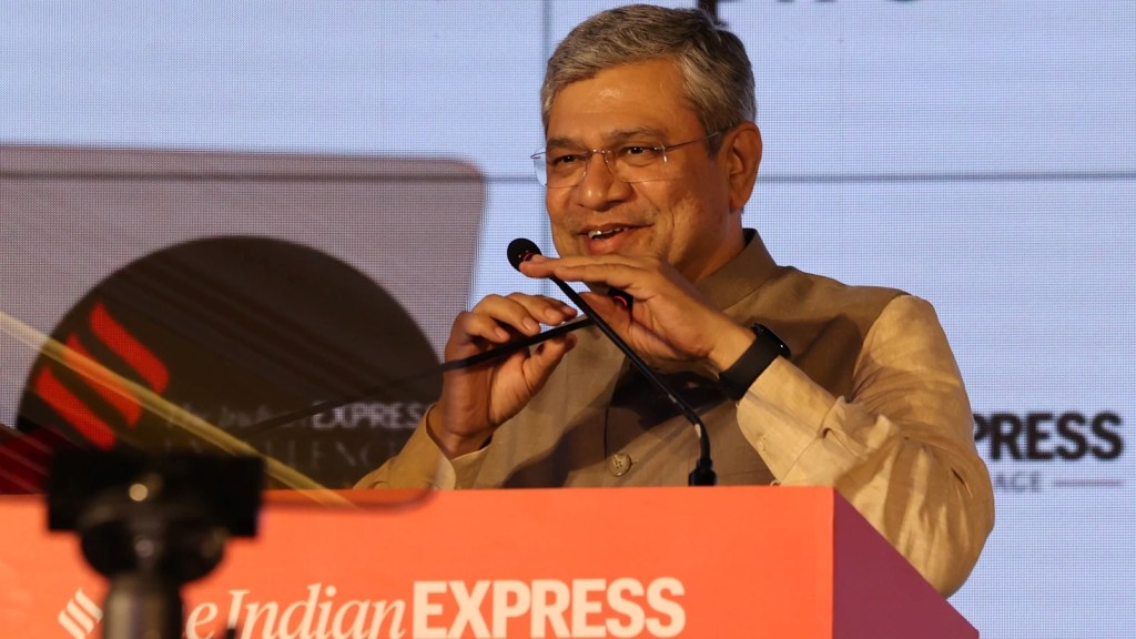 ઇન્ડિયન એક્સપ્રેસ એક્સેલન્સ એવોર્ડ્સ : રેલવે મંત્રી અશ્વિની વૈષ્ણવ એ શાસન, સરકાર અને સમાજ વિશે મોટી વાત કરી ઇન્ડિયન એક્સપ્રેસ એક્સેલન્સ એવોર્ડ્સ : રેલવે મંત્રી અશ્વિની વૈષ્ણવ એ શાસન, સરકાર અને સમાજ વિશે મોટી વાત કરી