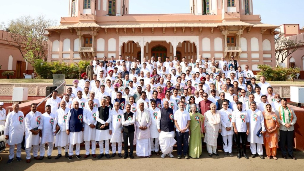 Gujarati News 8 April 2025 : સોનિયા ગાંધી, રાહુલ ગાંધી એ સાબરમતી આશ્રમ ખાતે પ્રાર્થના સભામાં હાજરી આપી