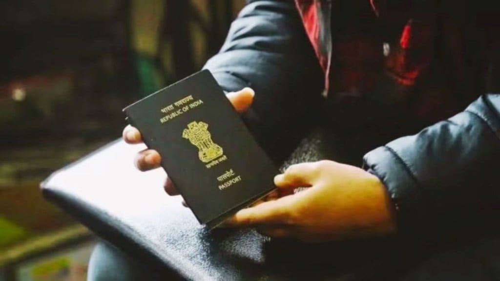 પાસપોર્ટમાં પત્ની કે પતિનું નામ જોડવું થશે આસાન, સરકારે કર્યો નિયમમાં ફેરફાર પાસપોર્ટમાં પત્ની કે પતિનું નામ જોડવું થશે આસાન, સરકારે કર્યો નિયમમાં ફેરફાર