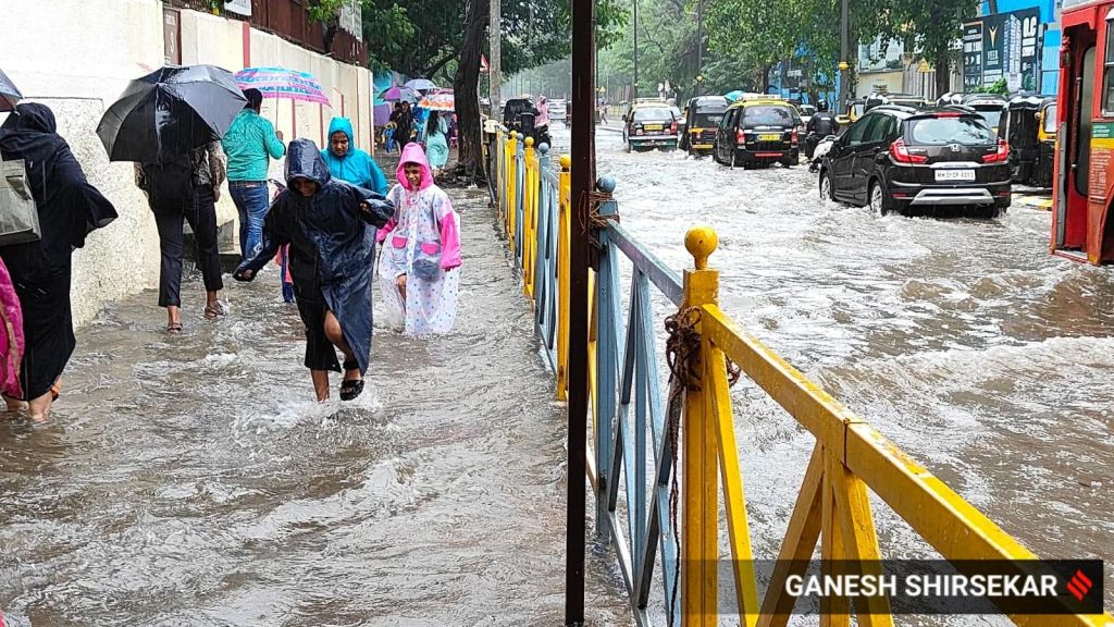 Mumbai Monsoon: મુંબઇમાં ચોમાસું બે સપ્તાહે વહેલા કેમ શરું થયું? જાણો હવામાન વૈજ્ઞાનિક શું કહે છે?