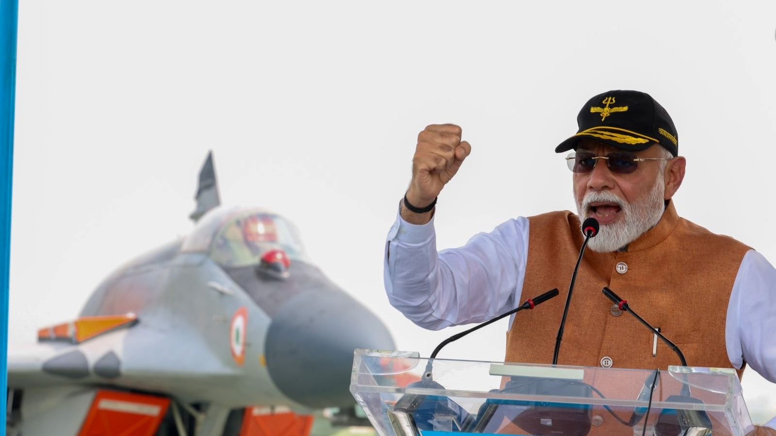 PM મોદીએ કહ્યું – દશકો સુધી તમારા પરાક્રમની ઉજવણી થશે, ઓપરેશન સિંદૂર બની ગયું છે ભારતનું ન્યૂ નોર્મલ
