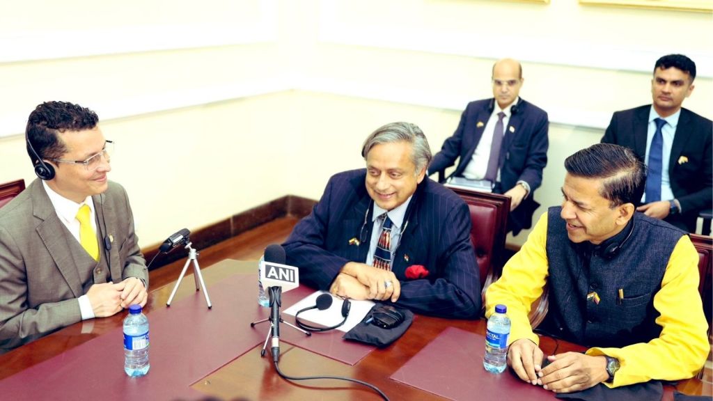 Shashi Tharoor, All party Delegation Colombia