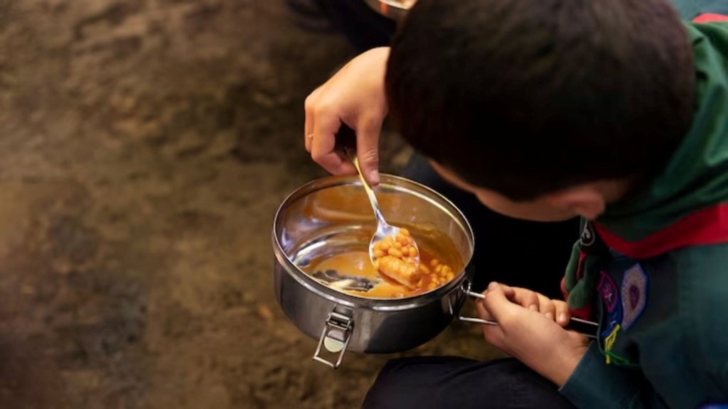 વિશ્વભરમાં ભૂખમરો ભયાનક ગતિએ વધ્યો, યુએનનો નવો રિપોર્ટ ચોંકાવનારો વિશ્વભરમાં ભૂખમરો ભયાનક ગતિએ વધ્યો, યુએનનો નવો રિપોર્ટ ચોંકાવનારો