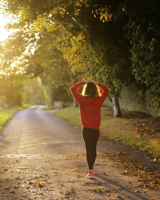 <strong>રોગપ્રતિકારક શક્તિ વધે </strong>: નિયમિત ચાલવાથી શરીરની રોગપ્રતિકારક શક્તિ વધે છે, જેનાથી તેને શરદી જેવી સામાન્ય બીમારીઓ સામે લડવાની શક્તિ મળે છે.