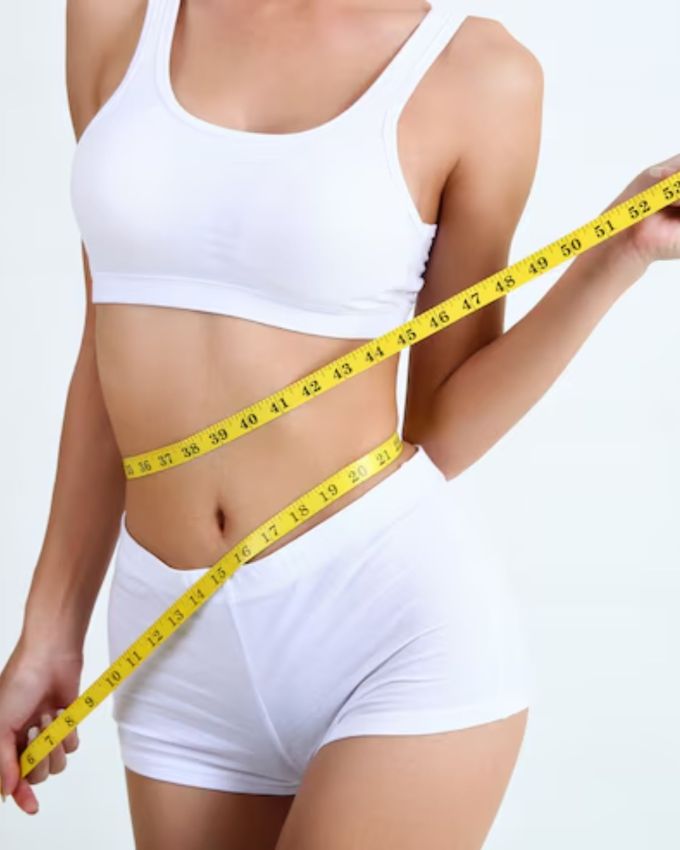 <strong>વજન કંટ્રોલમાં રહે : </strong>ચાલવાથી કેલરી બળે છે, જે વજન ઘટાડવામાં અથવા નિયંત્રિત કરવામાં મદદ કરે છે. તે ડાયાબિટીસ અને હાઈ બ્લડ પ્રેશર જેવા સ્થૂળતા સંબંધિત રોગોને અટકાવે છે.