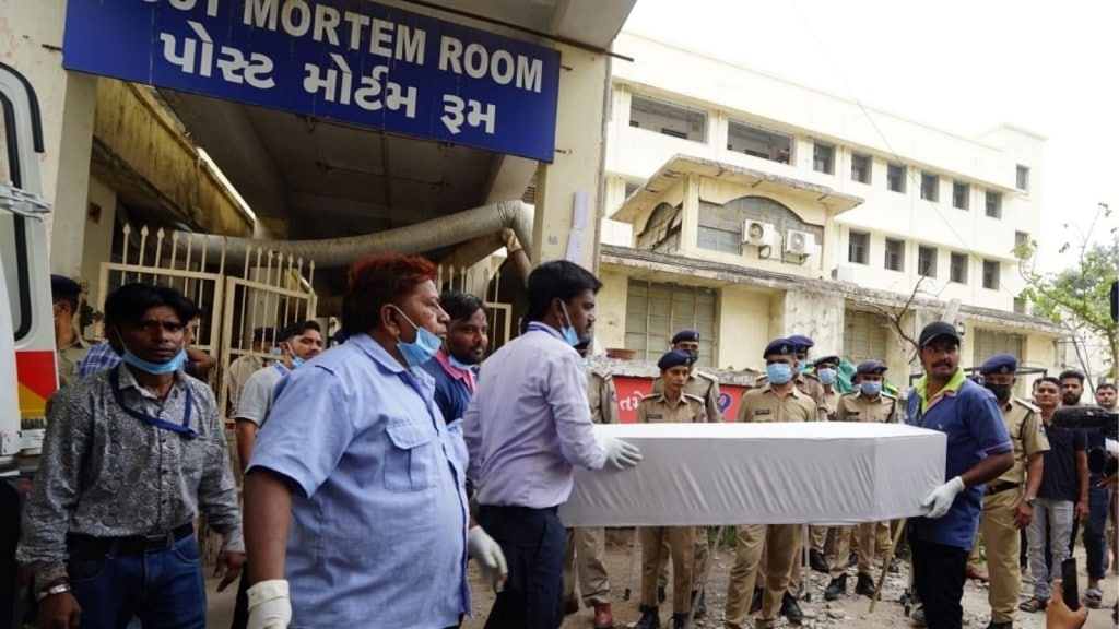 Ahmedabad plane crash : એર ઈન્ડિયા વિમાન દુર્ઘટના પર ટાટા ગ્રુપના વડાએ કહ્યું- ટાટા ગ્રુપના ઈતિહાસનો સૌથી કાળો દિવસ Ahmedabad plane crash : એર ઈન્ડિયા વિમાન દુર્ઘટના પર ટાટા ગ્રુપના વડાએ કહ્યું- ટાટા ગ્રુપના ઈતિહાસનો સૌથી કાળો દિવસ