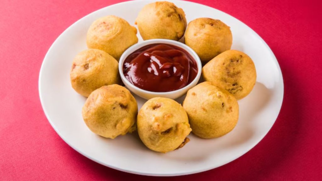 બટાકાવડા રેસીપી | Batata Vada Recipe In Gujarati |