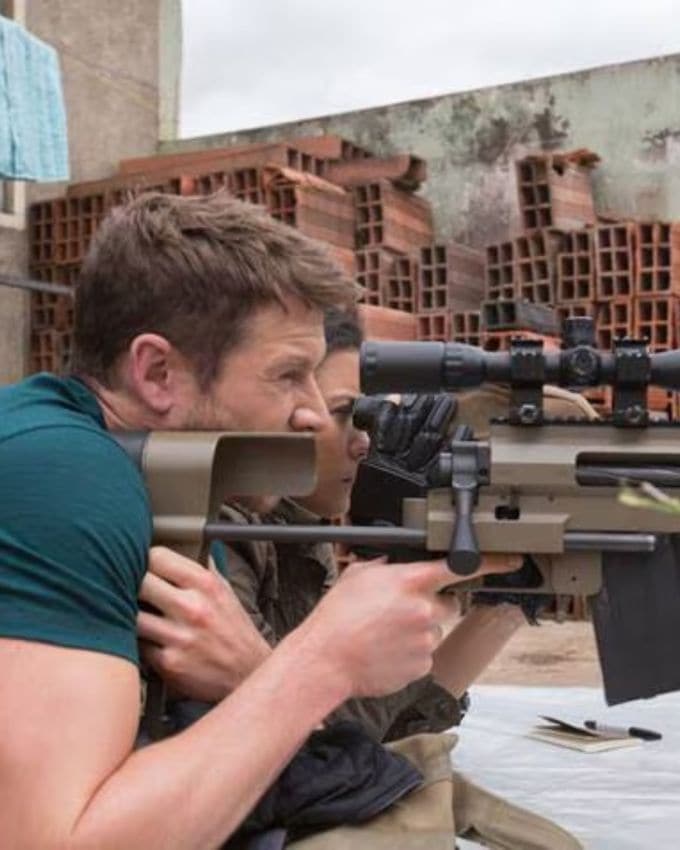 <strong>સ્નાઈપર: અલ્ટીમેટ કિલ :</strong> સ્નાઈપર: અલ્ટીમેટ કિલ એક અમેરિકન એક્શન ફિલ્મ છે જે ૨૦૧૭ માં રિલીઝ થઈ હતી. પરંતુ આ ફિલ્મ હાલમાં નેટફ્લિક્સ પર ખૂબ જોવાઈ રહી છે અને તે ટોચની ૧૦ સૌથી વધુ જોવાયેલી ફિલ્મોની યાદીમાં સાતમા સ્થાને છે.